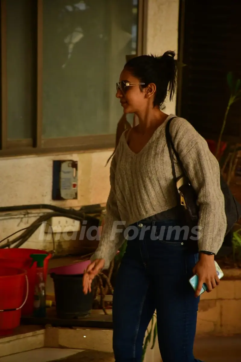 Rakul Preet Singh snapped at Bandra