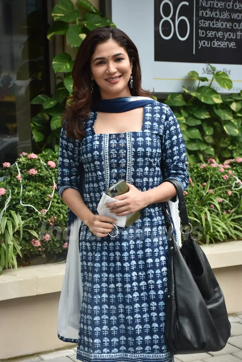 Ridhima Pandit snapped at Juhu