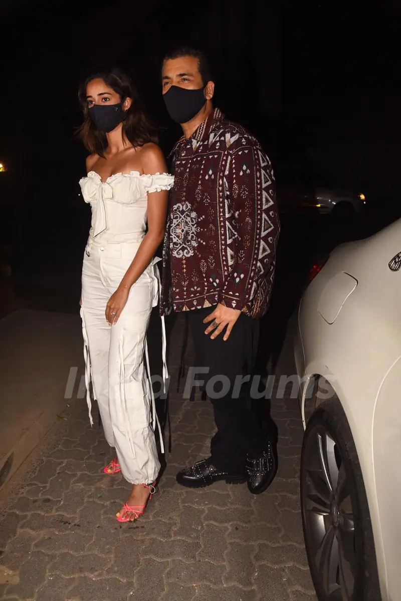 Ananya Pandey with Karan Johar at Deepika Padukone's birthday bash