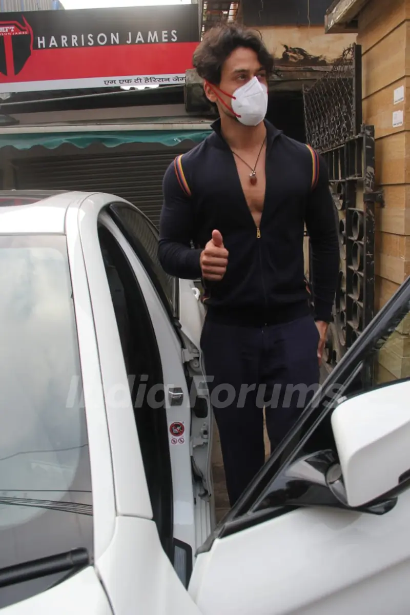 Tiger Shroff snapped at Bandra