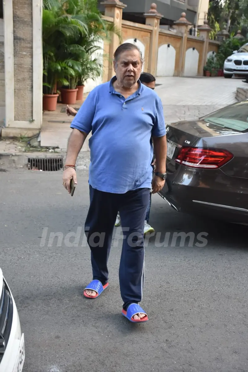 David Dhawan snapped visiting Manish Malhotra's Store in Khar