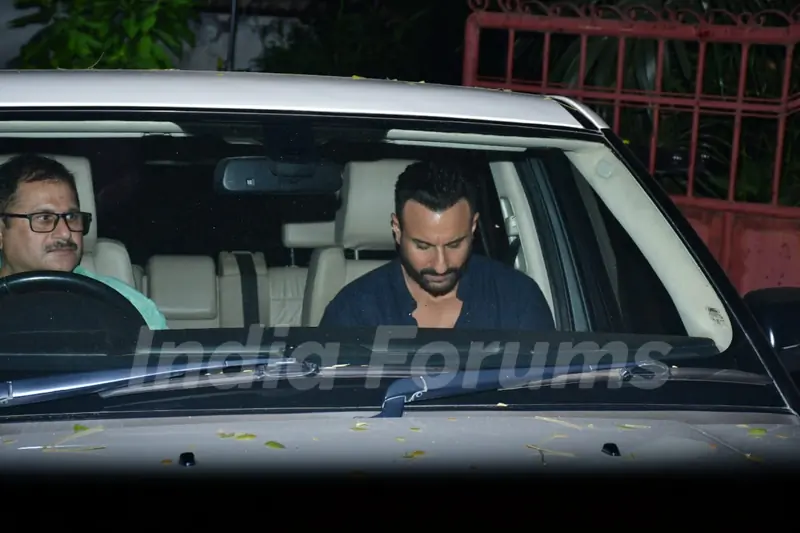 Arjun Kapoor and Saif Ali Khan snapped at shoot location in Bandra