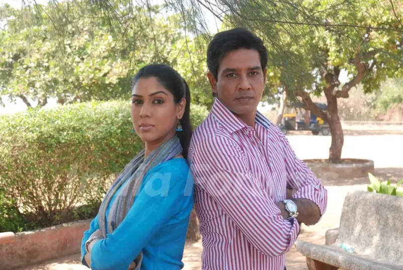 Anup Soni and Saakshi Tanwar in tv show Crime Patrol