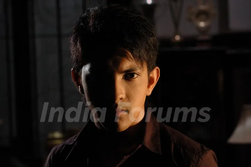 Aditya Narayan in the movie Shaapit