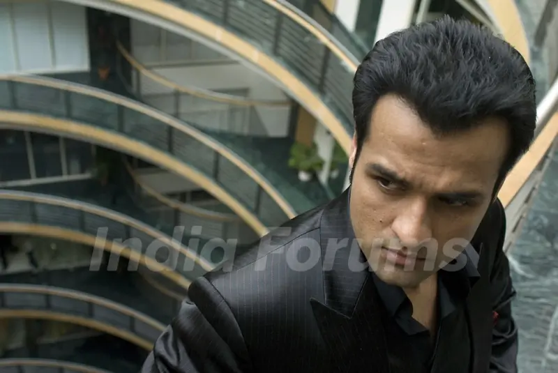 Rohit Roy looking angry
