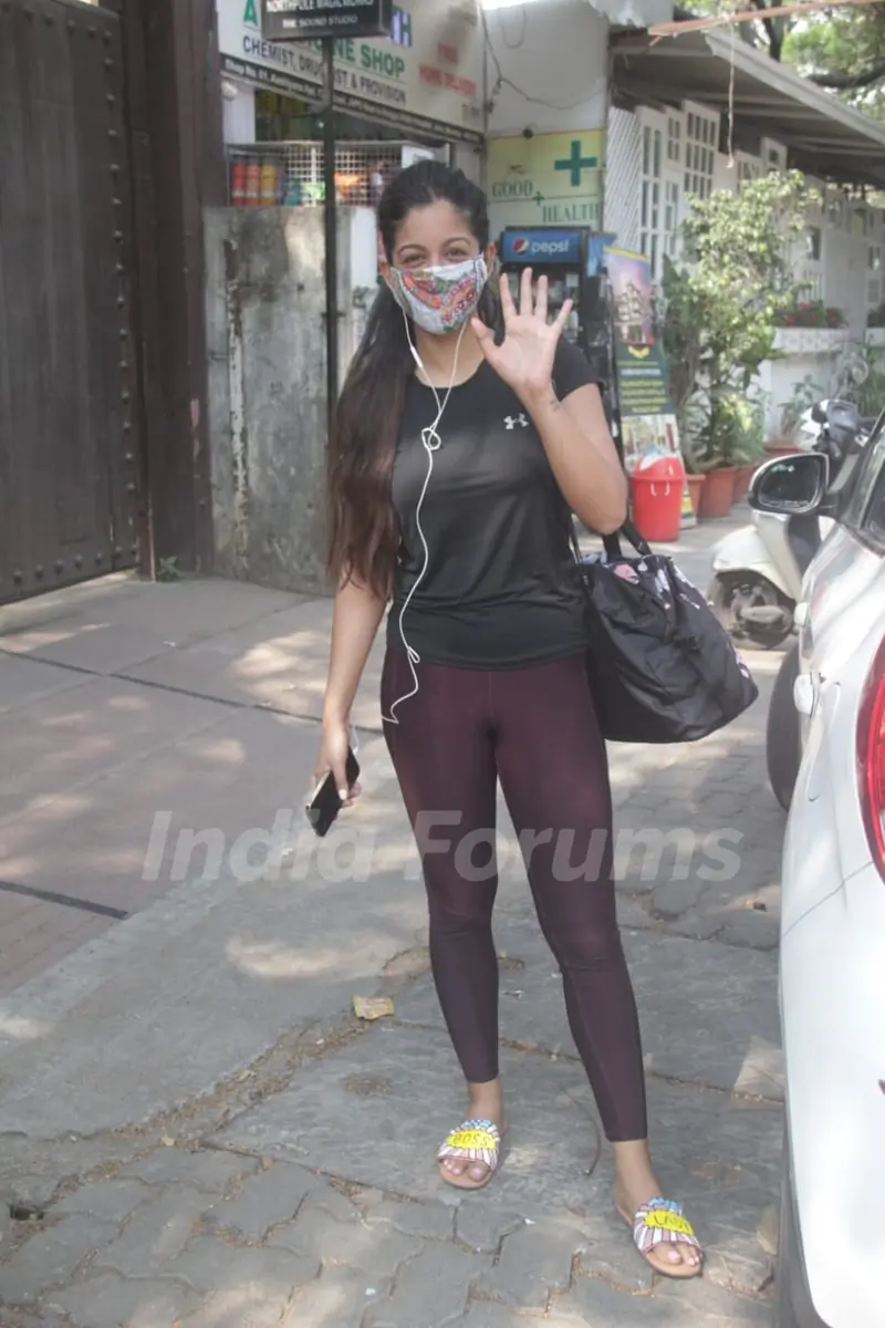 Ishita Dutta snapped in Juhu