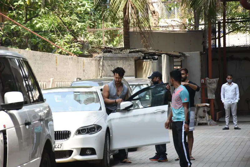 Tiger Shroff snapped at Dance classes in Andheri