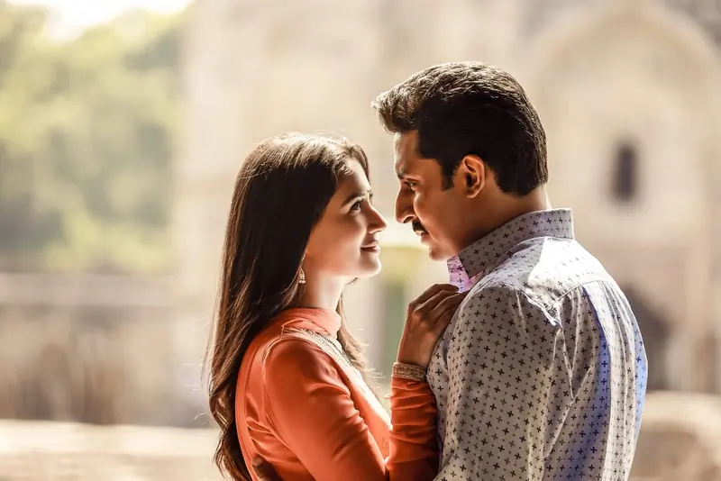 Abhishek Bachchan Nikita Dutta