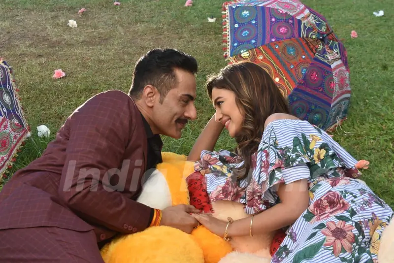 Vanraj and Kavya in resort celebrating Kavya Birthday