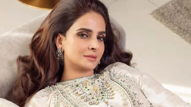 Saba Qamar Azeem Khan