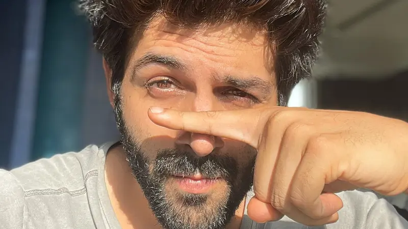 Kartik Aaryan 