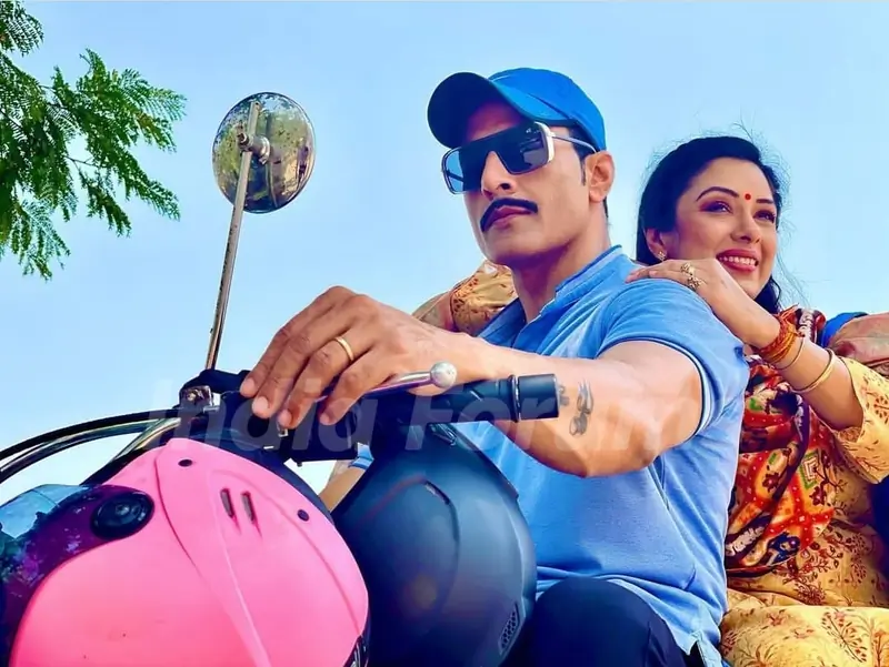 Anupamaa and Vanraj going for a picnic