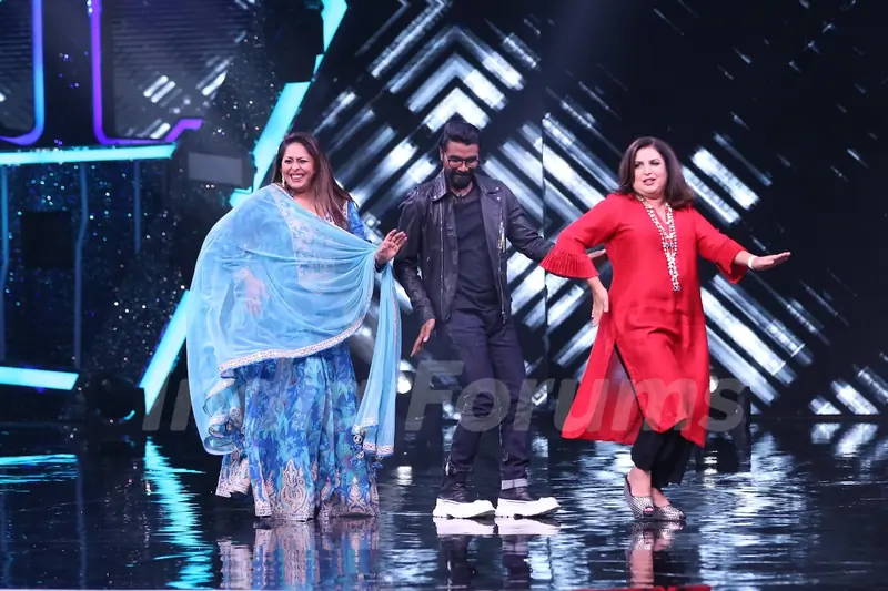 Remo D'Souza, Farah Khan and Geeta Kapur on sets of Super Dancer Chapter 4