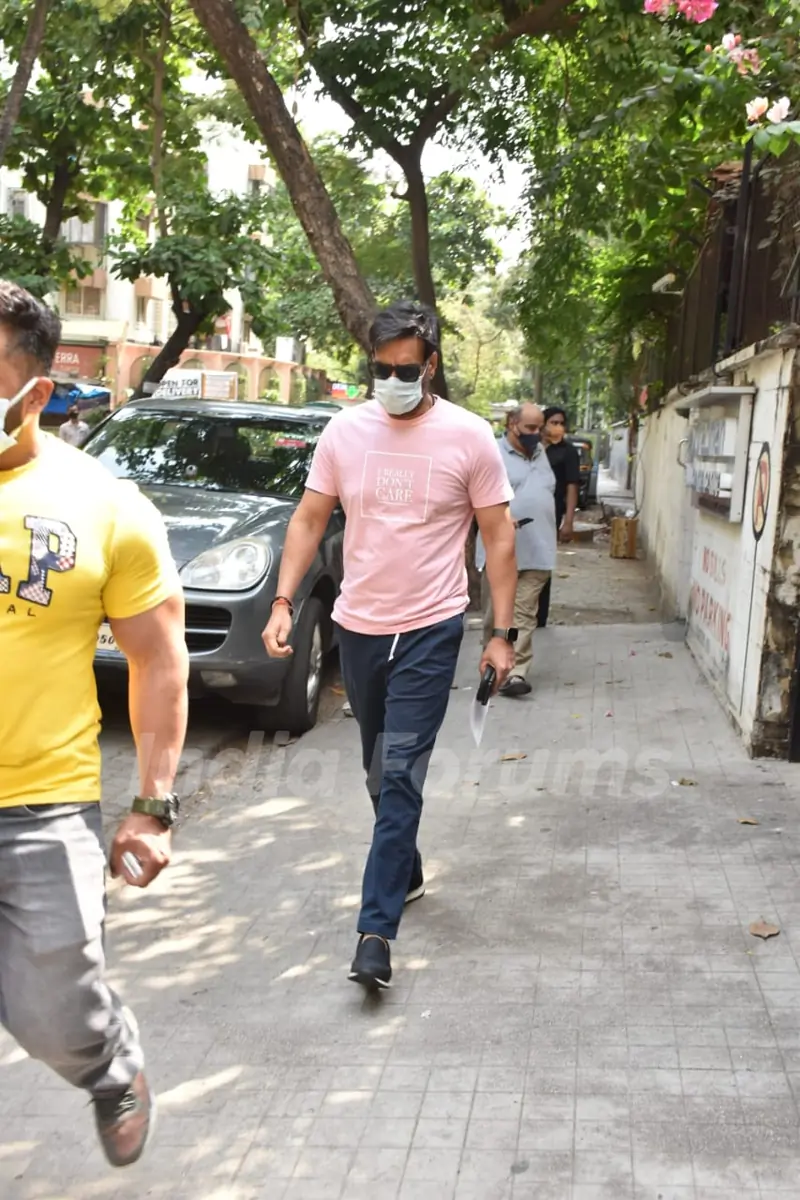 Ajay Devgn spotted at a clinic in Juhu