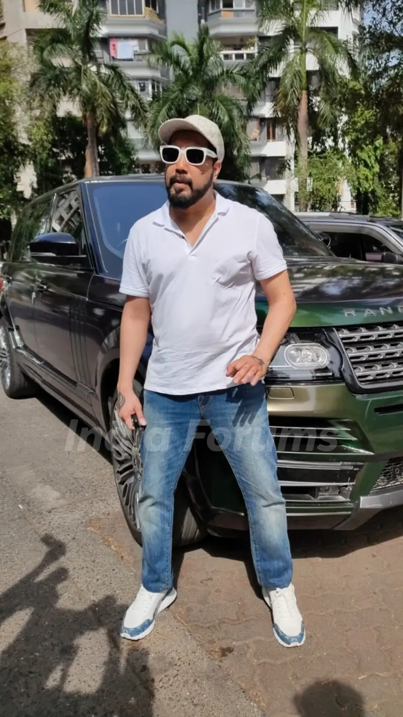 Mika Singh snapped in Andheri