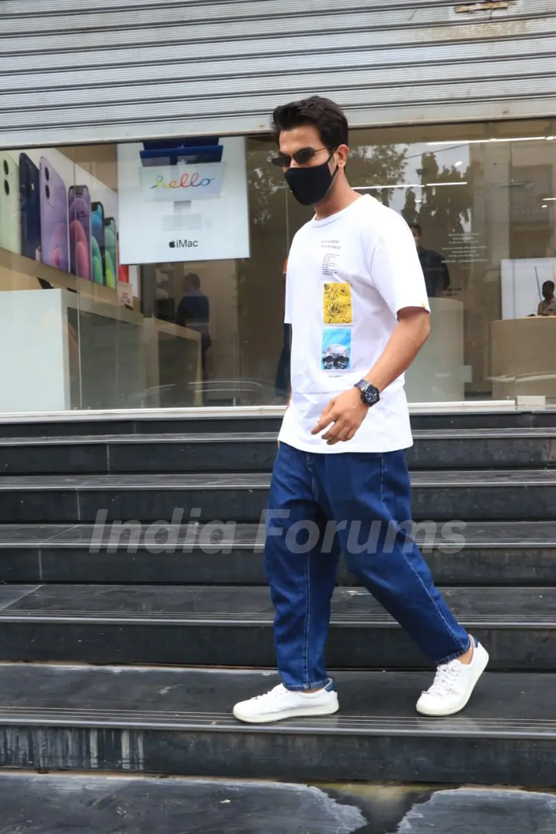Rajkummar Rao snapped in Bandra