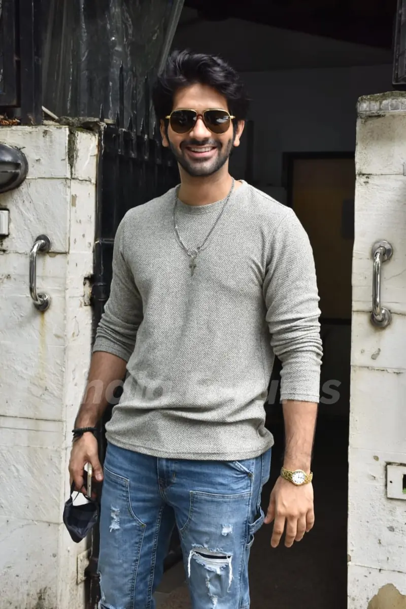 Vardhan Puri snapped in Juhu