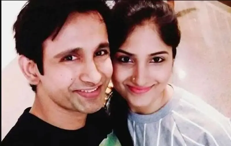 Nivaan Sena and wife Neelu