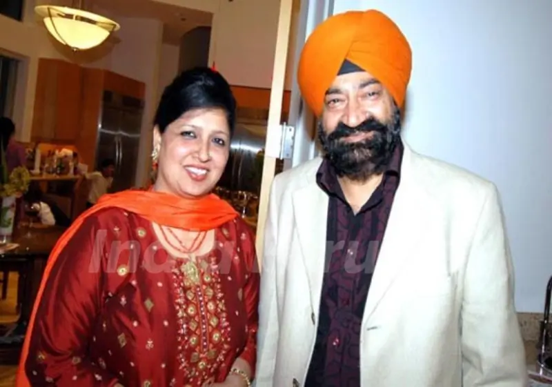Jaspal Bhatti with Savita Bhatti