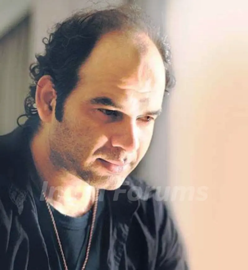 mohit-chauhan-semi-bald