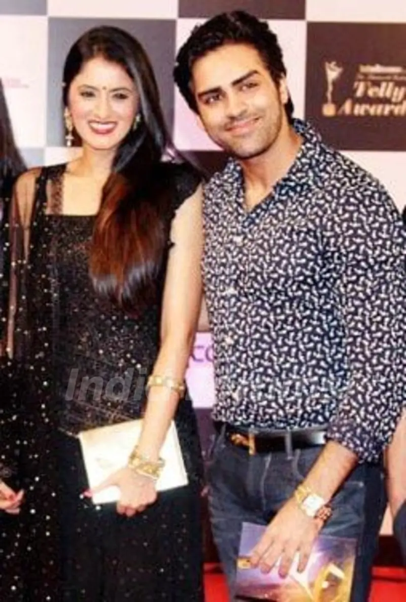mayank-gandhi-with-his-ex-girlfriend-mihika-verma