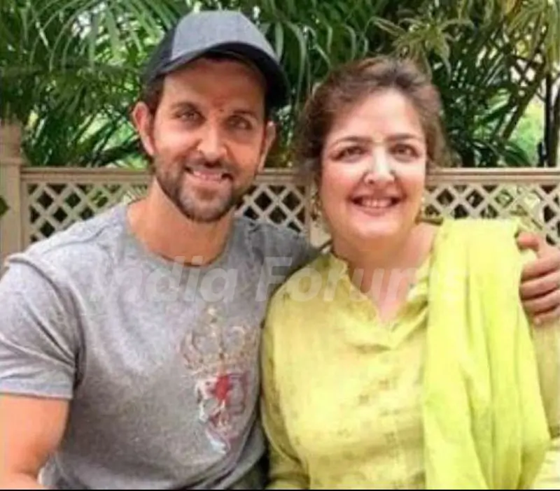 Sunaina Roshan with her brother