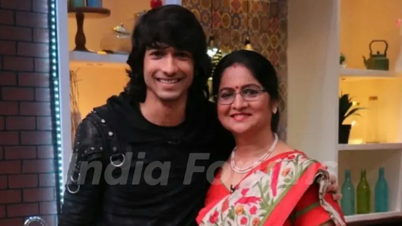 Shantanu Maheshwari with his mother