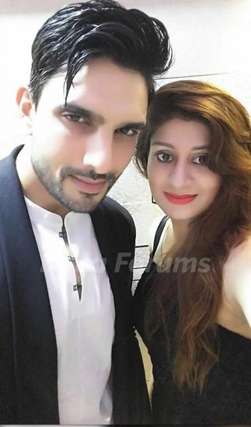 Amal Sehrawat with his wife Neha