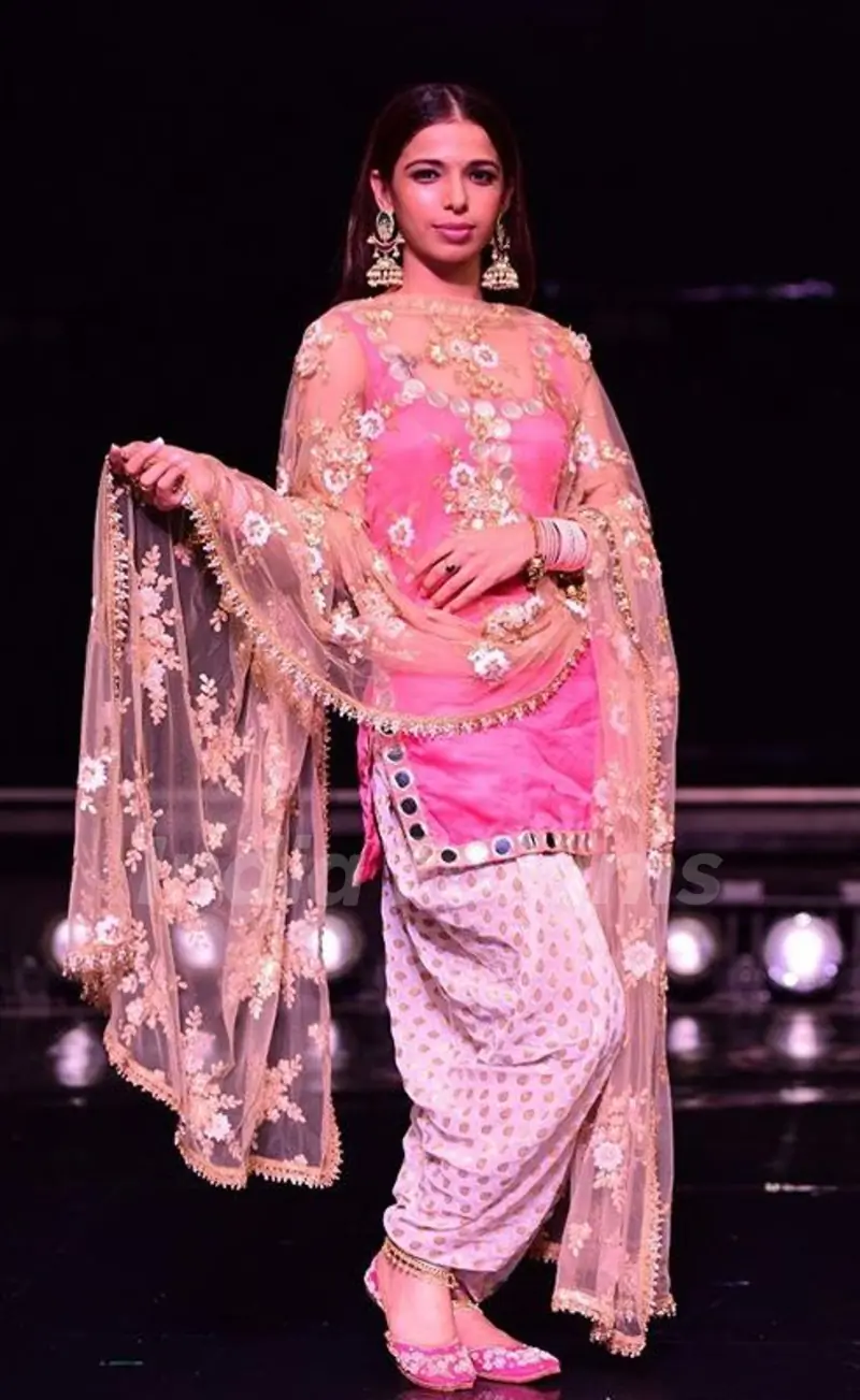 Bhawna Khanduja sister 