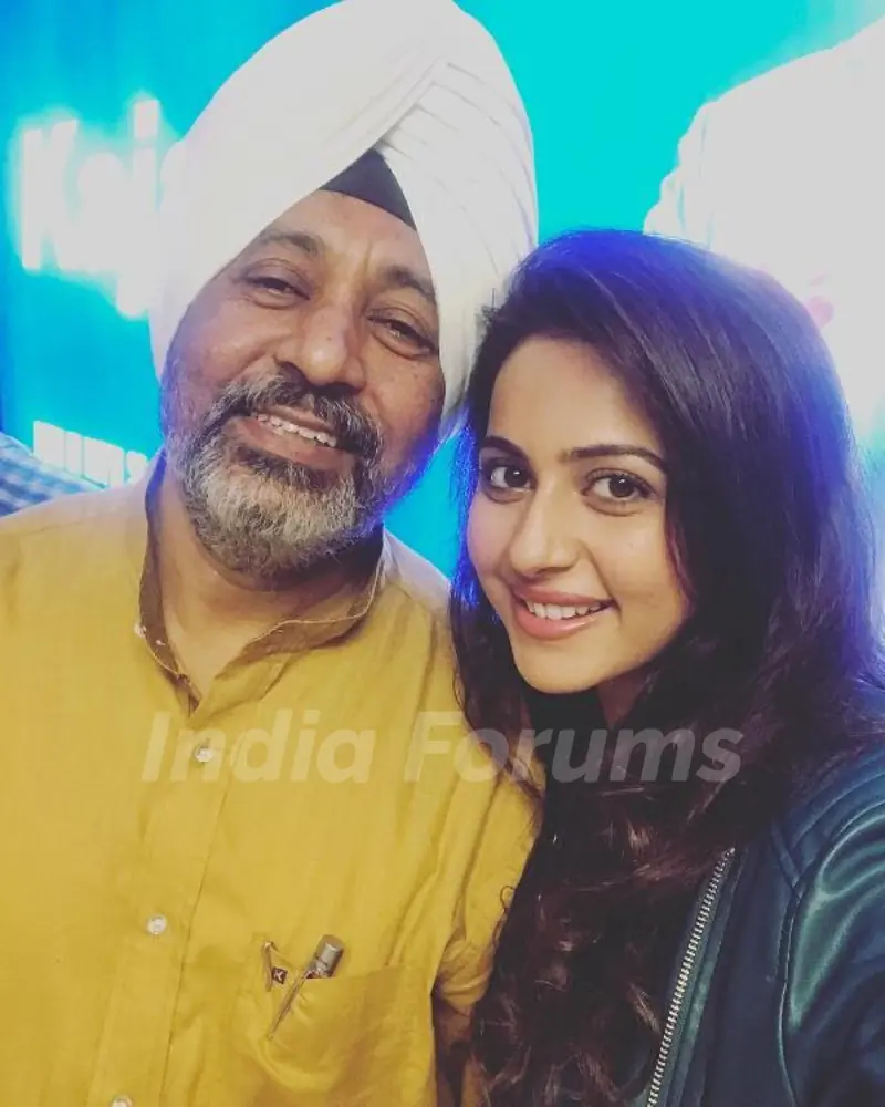 Rakul Preet Singh with her father