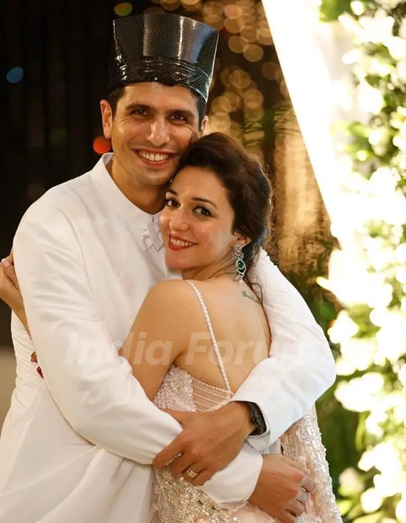 Nauheed Cyrusi with her husband