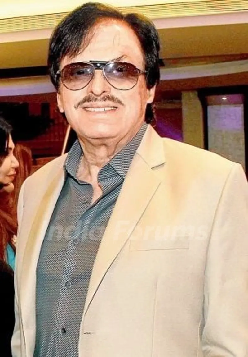 Zeenat Aman Ex-Husband Sanjay Khan