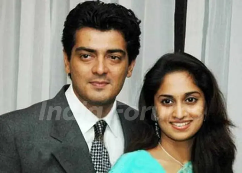 ajith-kumar-with-his-wife-shalini-ajith