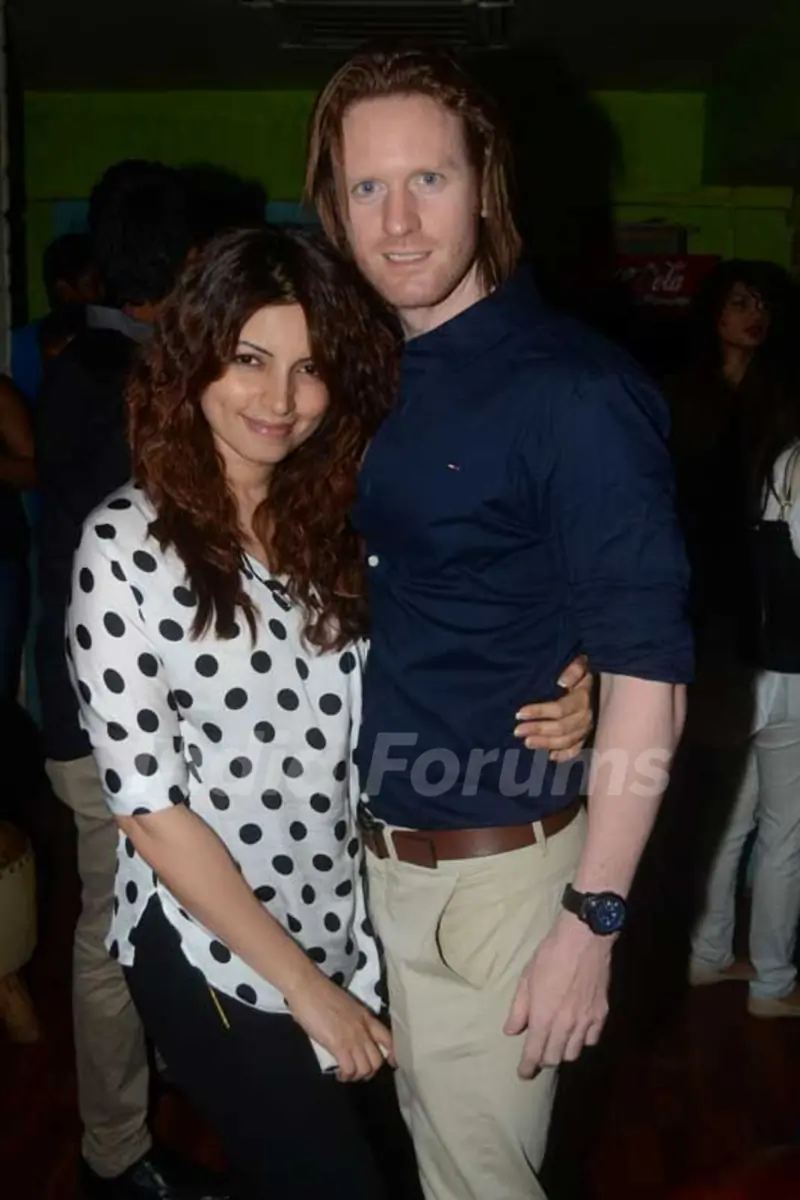 alex-o-nell-with-shama-sikandar