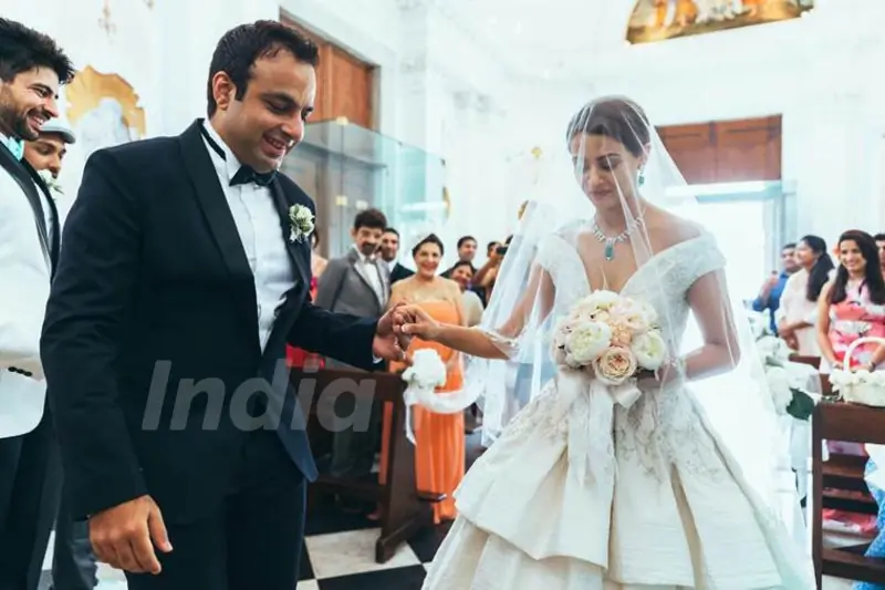 Surveen Chawla with Akshay Thakker