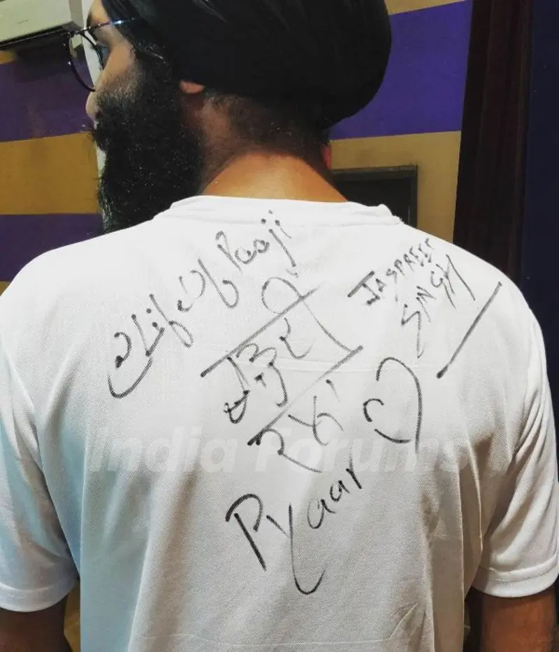 Jaspreet Singh's autograph