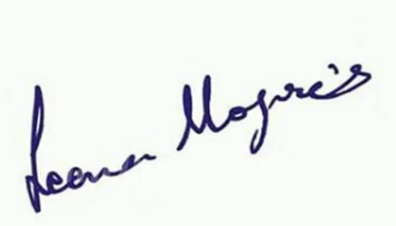Leena Mogre Signature