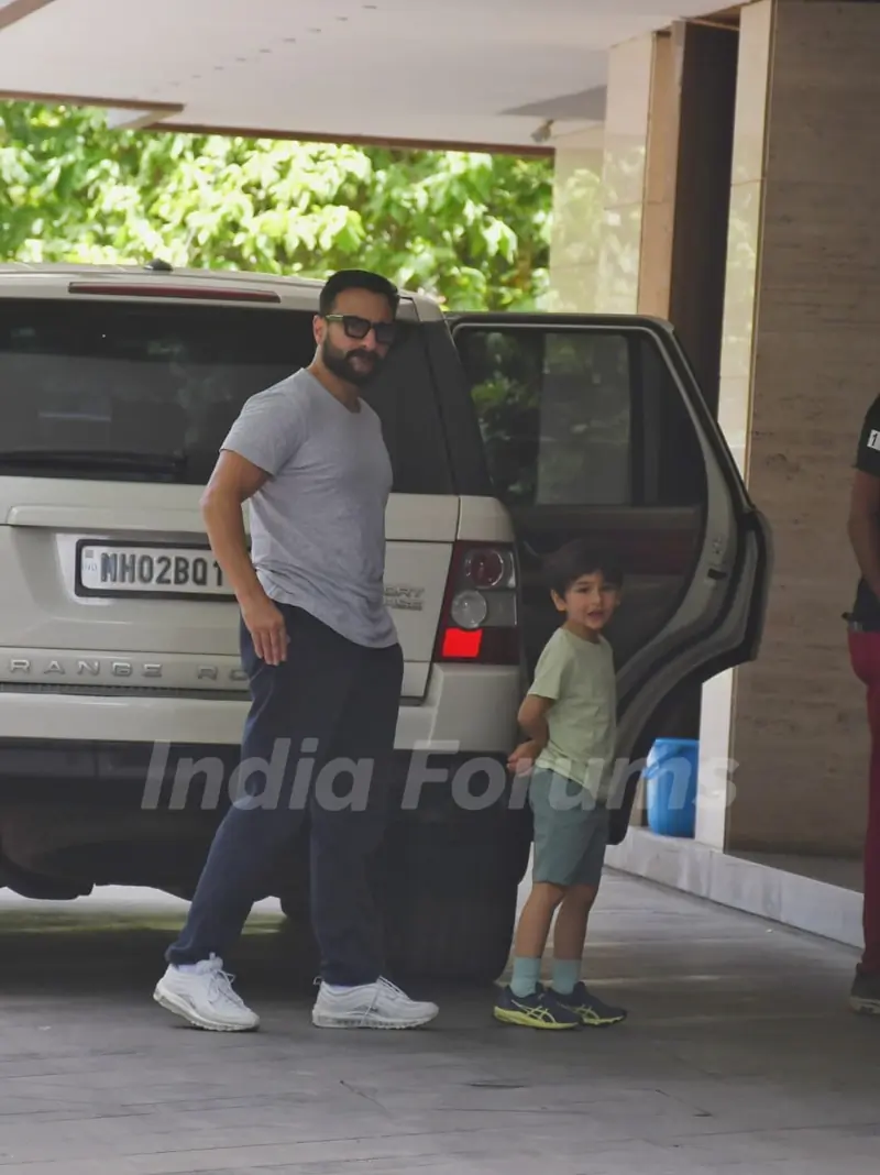 Saif Ali Khan and Taimur spotted at outside their residence