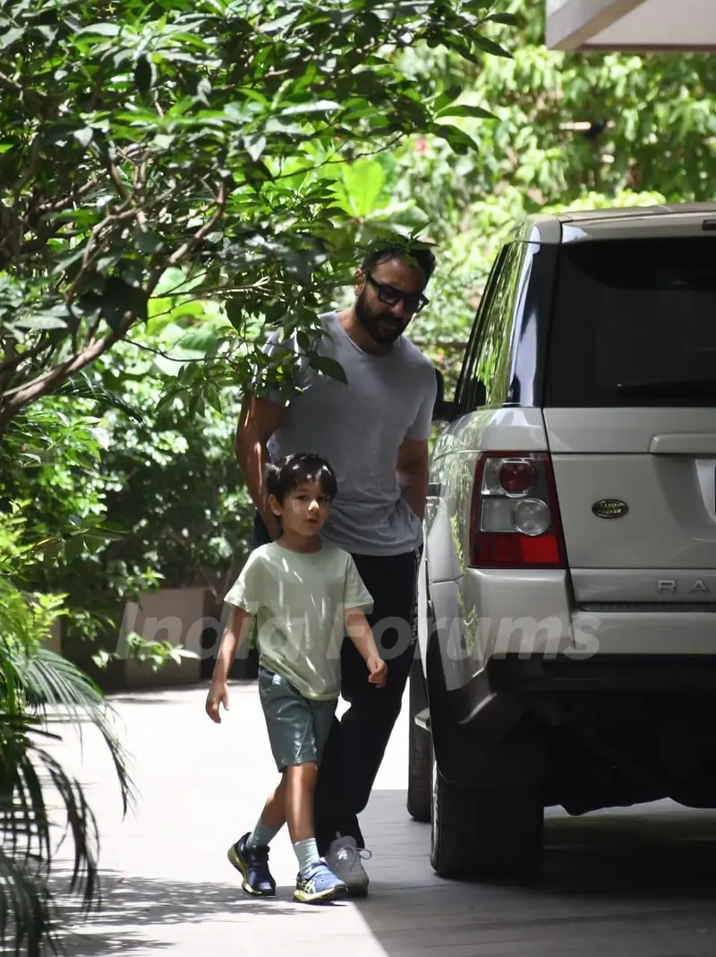 Saif Ali Khan and Taimur spotted at outside their residence