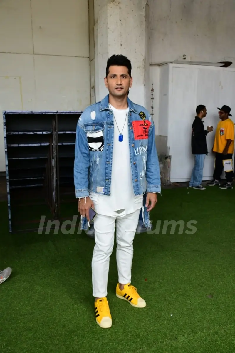 Marzi Pestonji snapped at Dance Deewane Juniors set