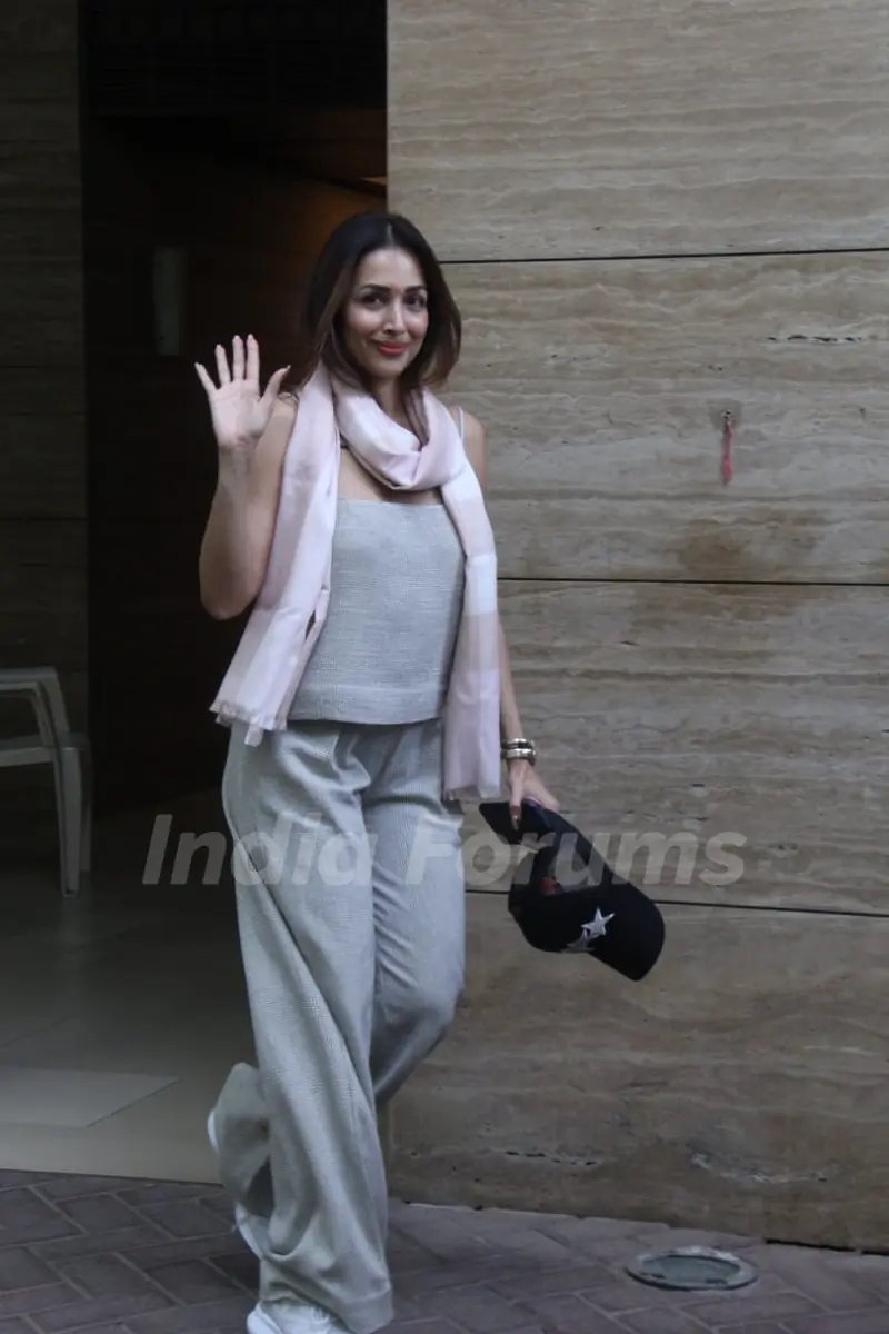 Malaika Arora spotted in Khar