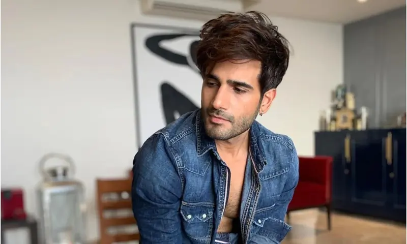 Karan Tacker