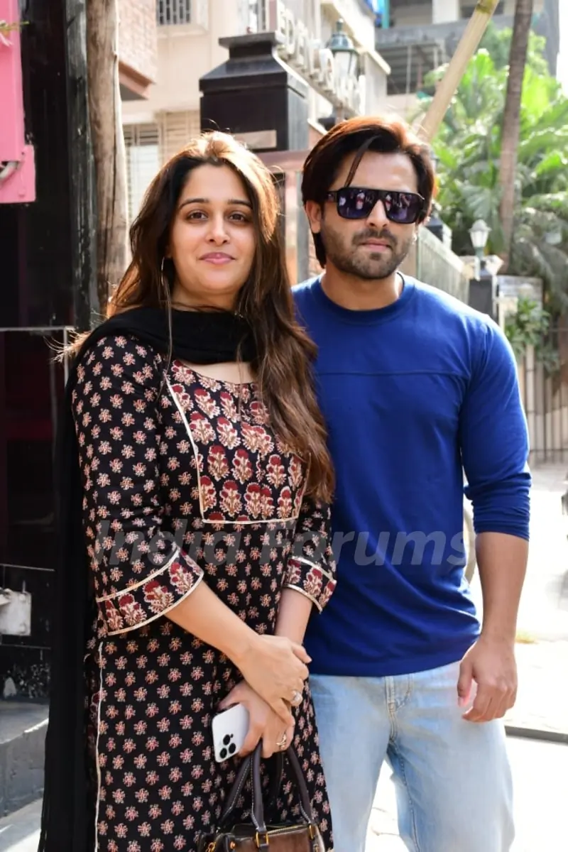 Dipika Kakar and Shoaib Ibrahim spotted in Juhu  