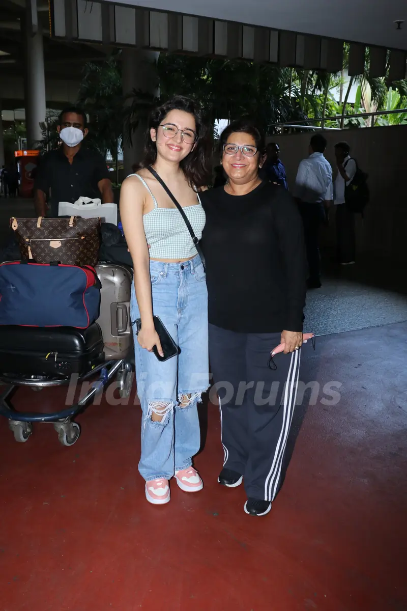 Shirley Setia spotted at the airport