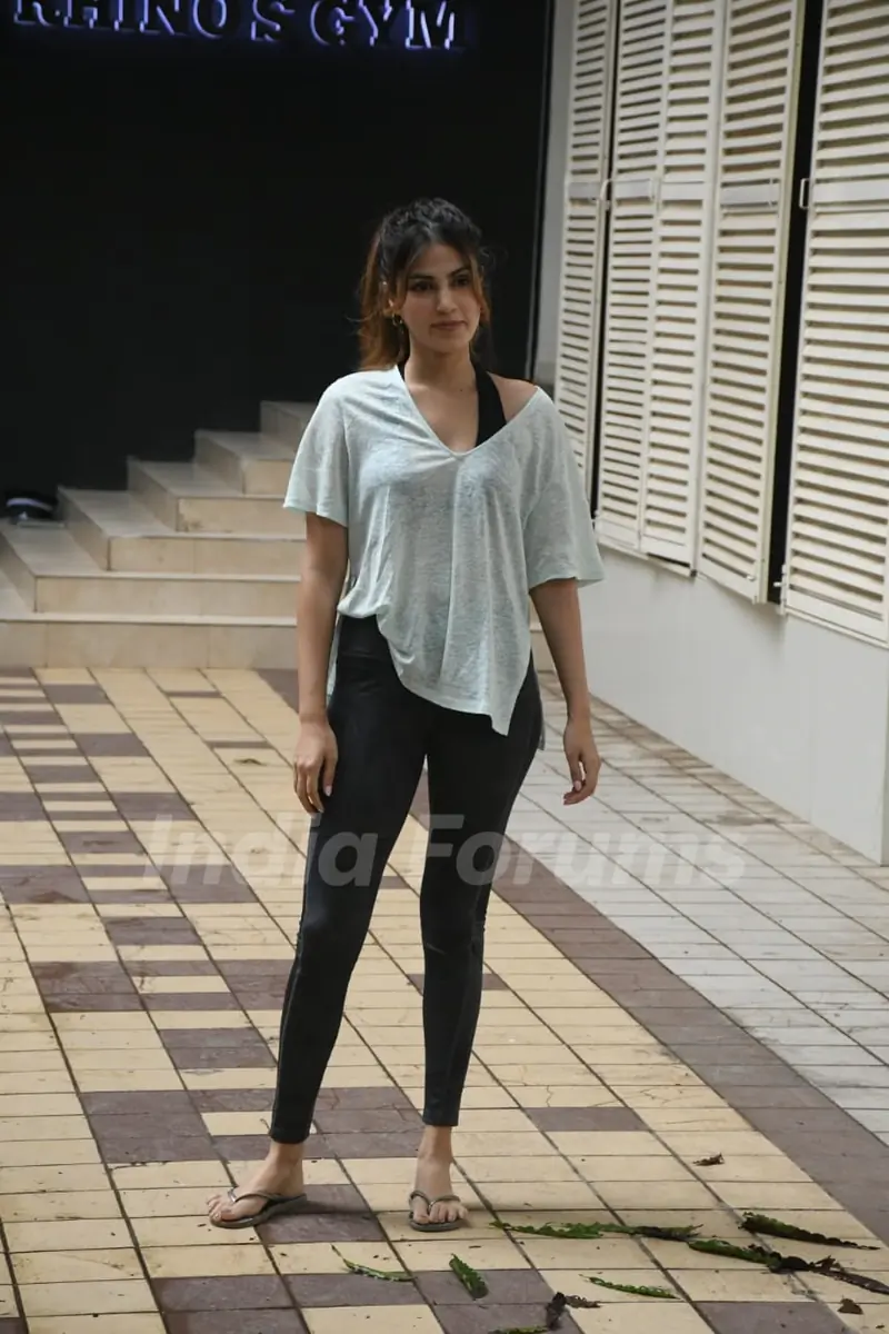 Rhea Chakraborty spotted in Khar 