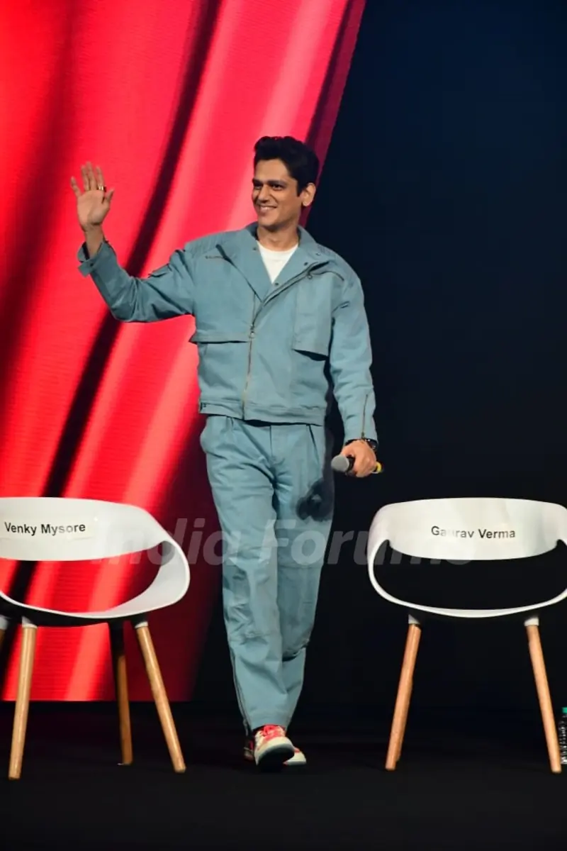 Vijay Varma snapped at Darlings trailer launch