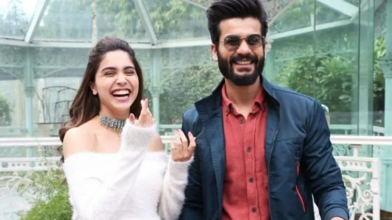 Sharvari Wagh and Sunny Kaushal