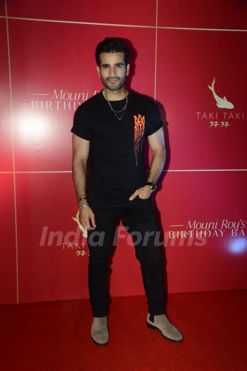 Karan Tacker spotted at Mouni Roy Birthday Bash 