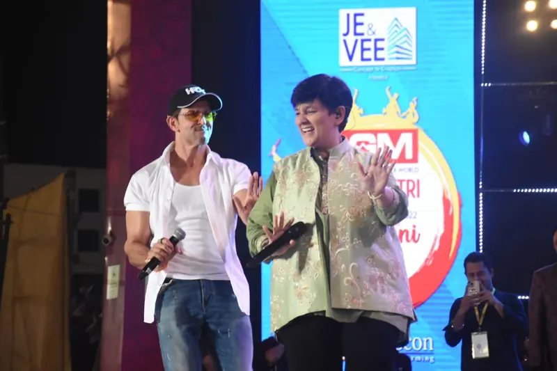 Hrithik Roshan and Falguni Pathak