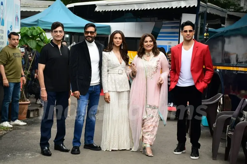 Ajay devgn, Sidharth Malhotra, Rakul Preet Singh, Archana Puran Singh spotted on the set of Kapil Sharma Show 